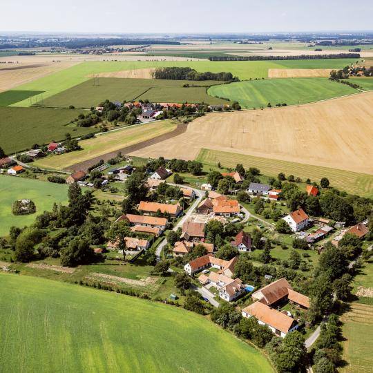 Slepotice z nebe - při pohybu myší u počítače pak ovládáte kameru na letadle.