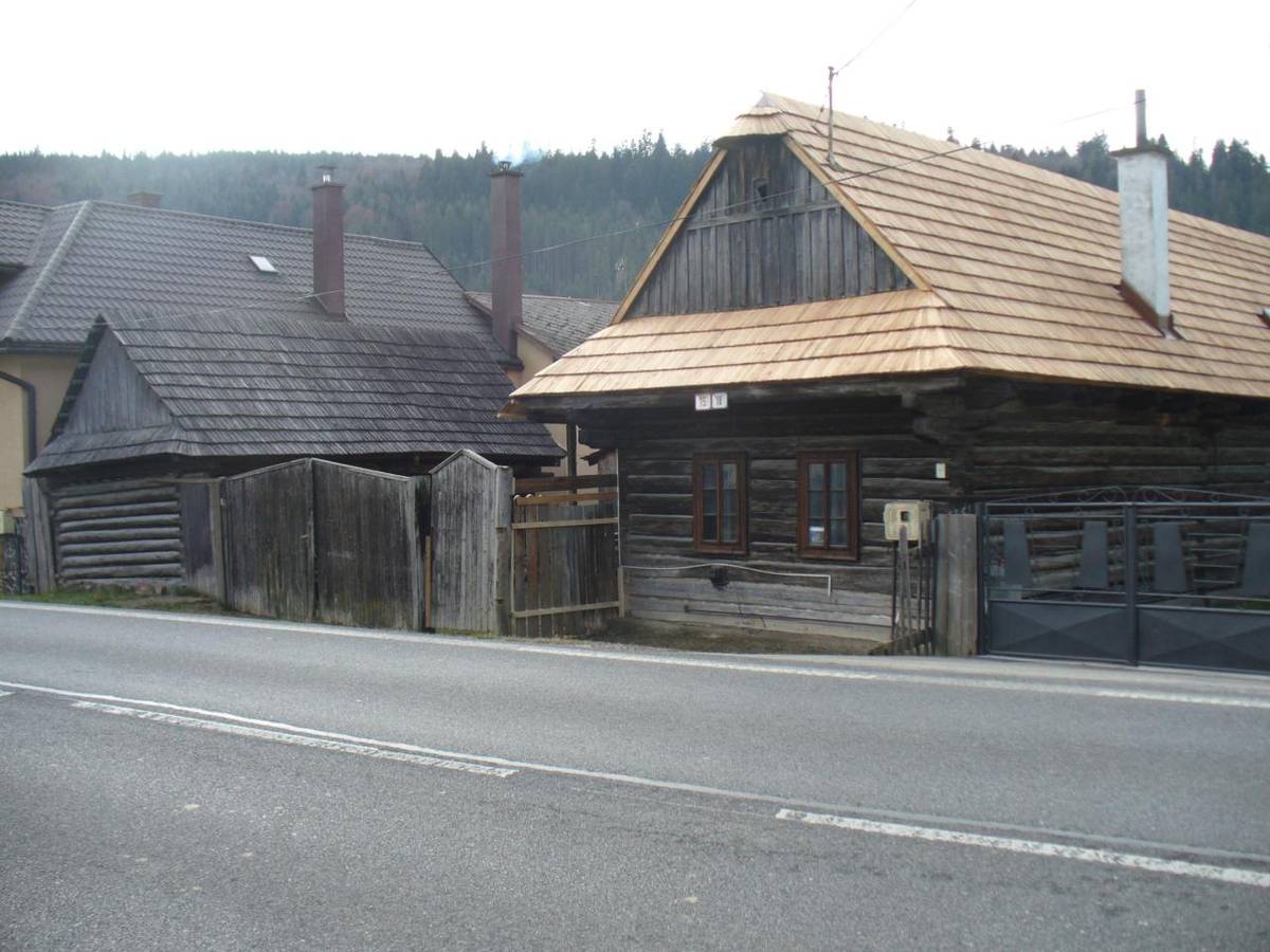 - "Dom zrubový", Hlavná 18/15