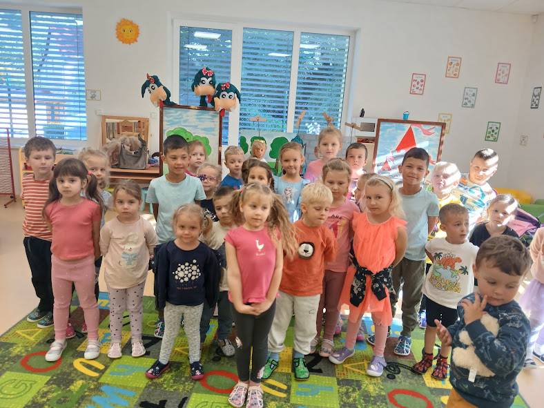 V pondělí 22.9. se děti zúčastnily divadelního loutkového představení.