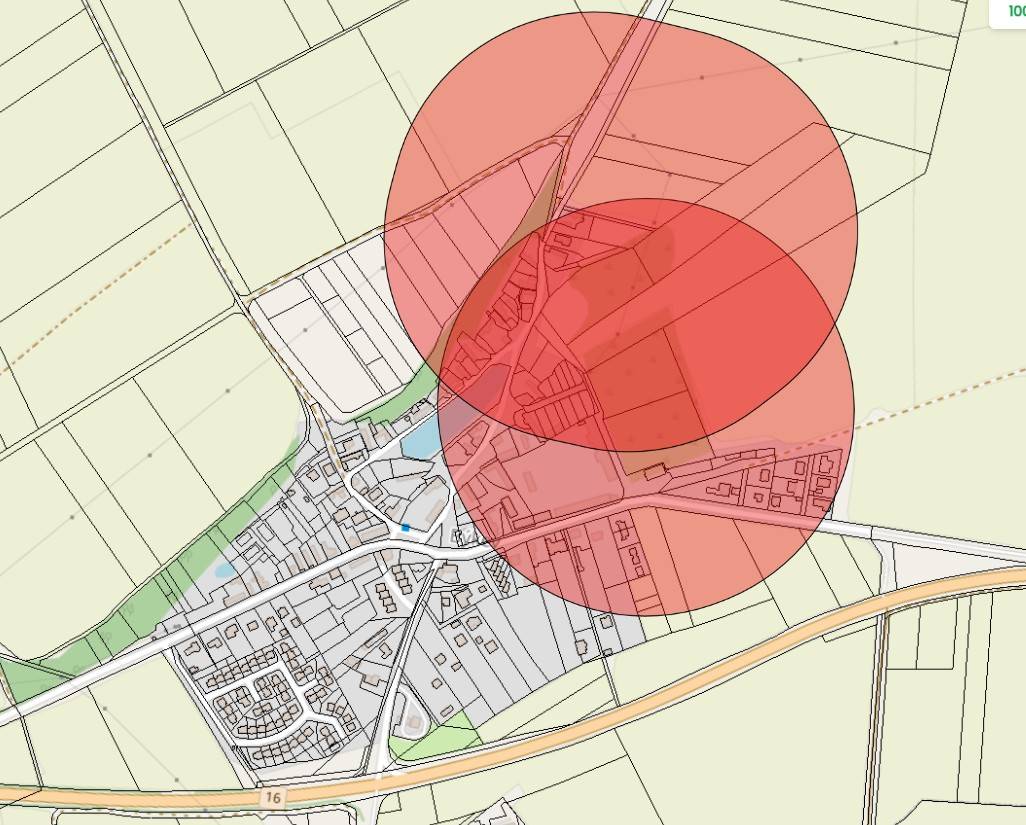 Novela příslušného zákona zavedla zakázaná pásma. Na mapě vyznačená místa, kde se pyrotechnika nesmí odpalovat. Obec žádné jiné omezení nevydala, přesto žádáme občany, aby k využití pyrotechniky přistoupili s vědomím, že ne všem lidem a jiným živým bytostem se odpalování raket nemusí líbit.Děkujeme