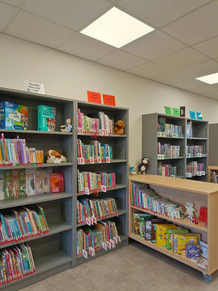 Upozorňujeme čtenáře, že knihovny budou v období od 22.12.2025 do 02.01.2026    U Z A V Ř E N Y.