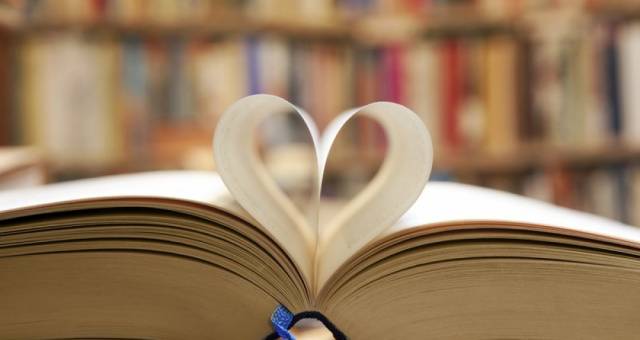 Knihovna Řečany nad Labem oznamuje, že i když je zavřeno, pracujeme na zpracování nových knih. Na novinky, které jsme pro vás připravili se můžete podívat na webové stránky obce v sekci knihovna, odkaz Clavius Reks. K zapůjčení budou po odeznění nouzového stavu.