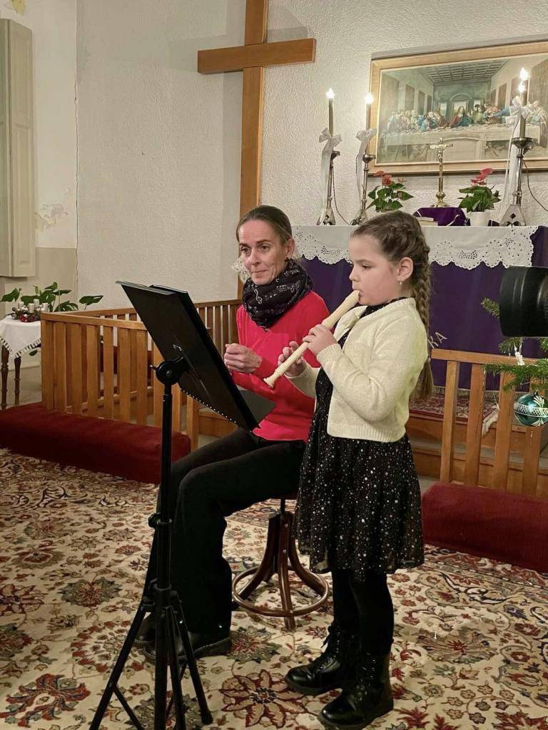 Včera sa konala druhá časť vianočného koncertu Základnej umeleckej školy v Kolárove, počas ktorej sme si opäť vychutnali množstvo krásnych vystúpení