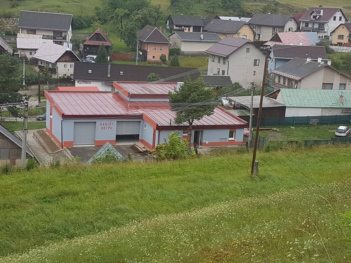 - realizácia projektu