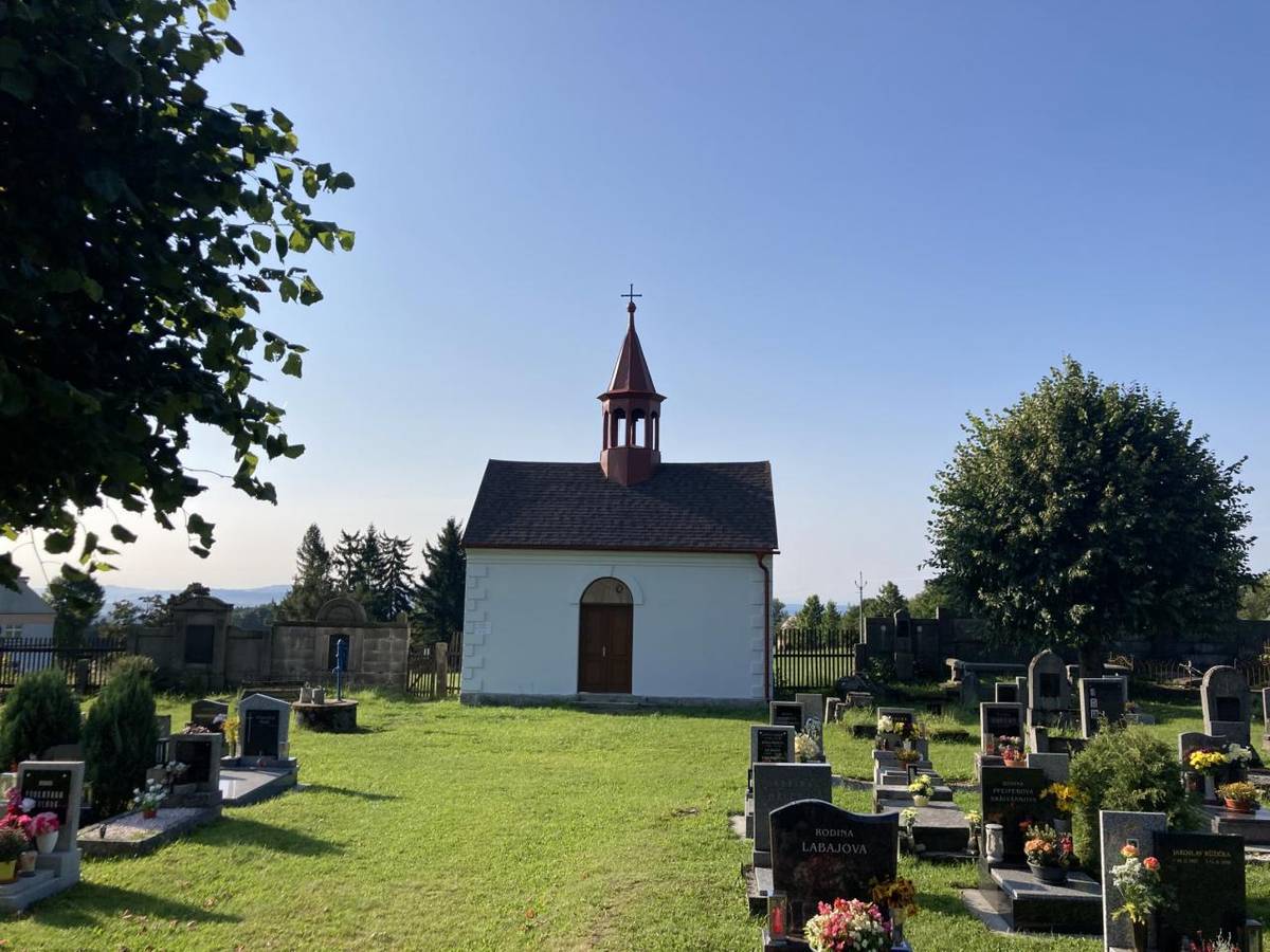 Stavbu prováděla společnost Michal Zonyga za celkovou částku 880 000,00 Kč z toho dotace z MMR činila 500 000,00 Kč