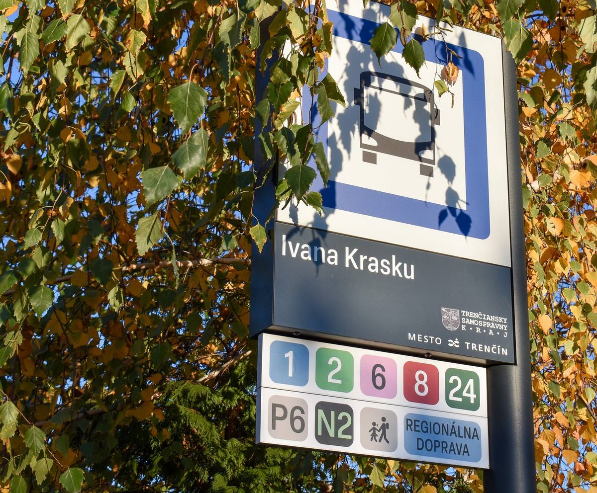 Mestská hromadná doprava v Trenčíne zaznamenala za posledný rok skokový nárast počtu cestujúcich. K nárastu došlo predovšetkým v lokalitách, kde bola obsluha autobusmi posilnená v rámci spustenia novej koncepcie MHD. Skúšobná prevádzka nového grafikonu trvala jeden rok, od 1. novembra 2024 do 31. októbra 2025. „Medzi najdôležitejšie ciele patrilo posilnenie obsluhy rozvíjajúcich sa štvrtí, ako [...]Čítať viac...