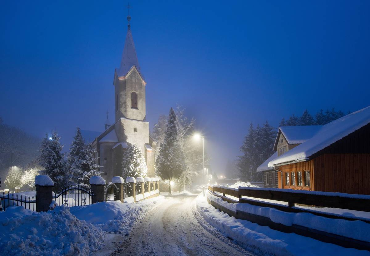 Mše svatá na Štedrý den v kostele svatého Jiří bude sloužena od 15:00 hodin.