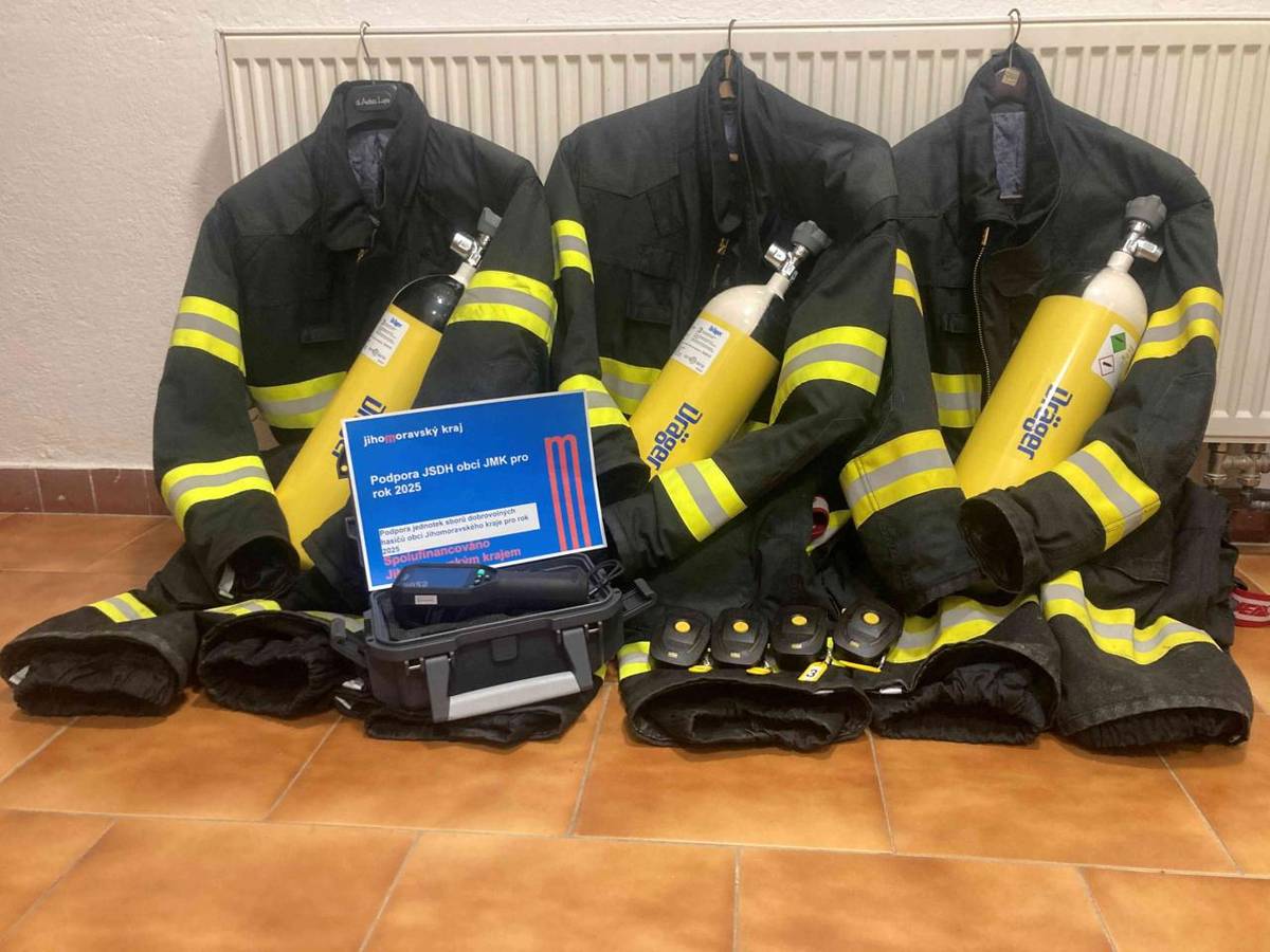 Vybavení pro jednotku sboru dobrovolných hasičů Vranovice byla částečně financována z dotace Jihomoravského kraje.