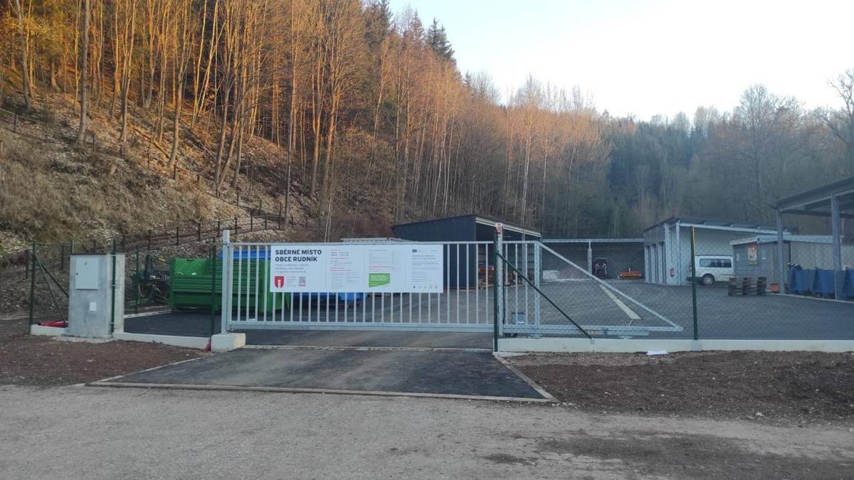 Vážení spoluobčané,  dovolujeme si vás upozornit na úpravu provozní doby sběrného místa v Rudníku.