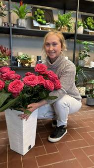 Ilona u řezaných květin