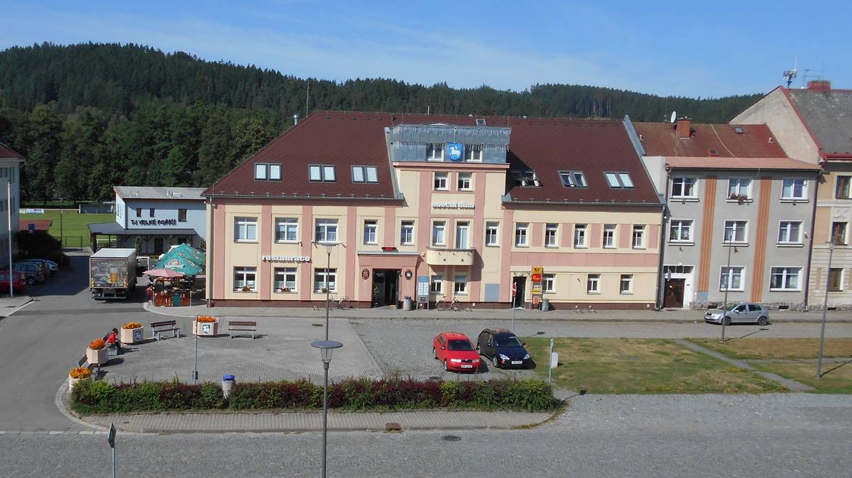 Upozorňujeme občany, že ve dnech 31.12.2025 - 2.1.2026 bude úřad městyse uzavřen. V úterý 23.12.2025 bude otevřeno pouze do 12:00 hod.