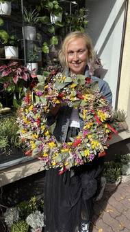 Ilona Nováková s věncem