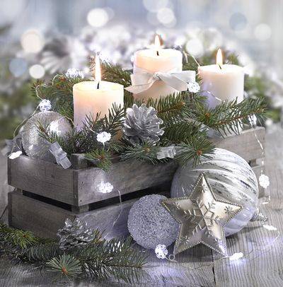 Vianoce plné štedrosti, pohody, lásky a pokoja, v Novom roku 2026 veľa šťastia, zdravia, osobných a pracovných úspechov prajú    Starostka obce Hrabovka  poslanci obecného zastupiteľstva  pracovníci OcÚ a členovia DHZO