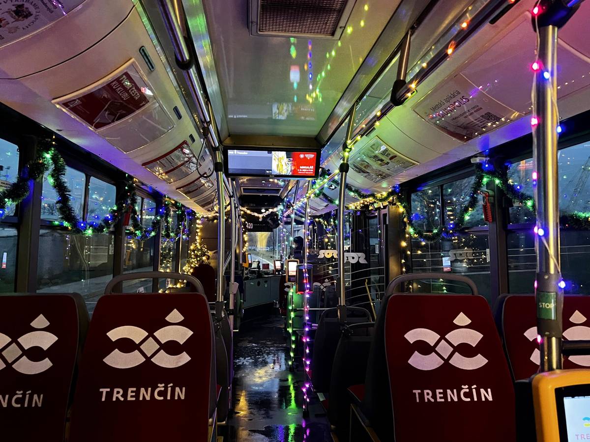 Prehľad premávky MHD Trenčín na prelome rokov pripravil zmluvný partner mesta Trenčín spoločnosť Transdev. V pondelok 22. a v utorok 23. decembra 2025 premáva MHD tak ako v pracovný deň počas školských prázdnin. Streda 24. decembra 2025 – Štedrý deň autobusy premávajú tak, ako cez víkend, ale s obmedzeniami linka 25 premáva len do 13. [...]Čítať viac...