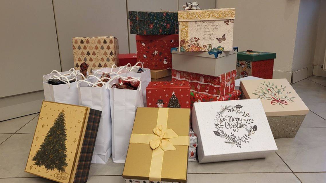 Od roku 2022 v našej obci pripravujeme Recept na Vianočné potešenie. Vďaka vašim darom sme v tejto milej tradícii mohli pokračovať už po štvrtý raz.