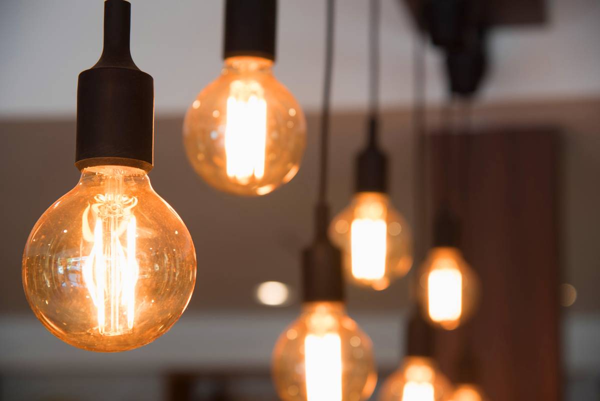 Dne 7. 1. 2026 bude přerušena dodávka elektřiny od 8:00 do 13:00 hodin pro odběrná místa: ul. Náchodská parc. č. 1860, 1859, č.p. 800, 801, 802 3244, 803, 806, ul. Ve Zliči 804, 805.