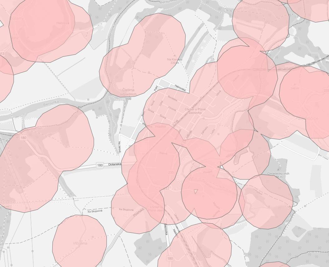 S účinností od 1. prosince 2025 vstoupila v platnost novela zákona o pyrotechnických výrobcích (č. 344/2025 Sb.), která přináší zásadní omezení pro používání ohňostrojů a petard.