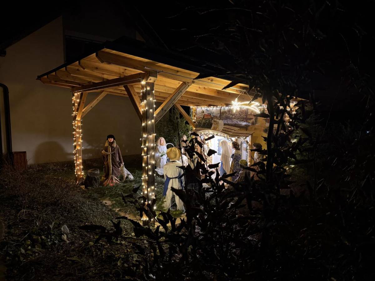 Tradiční betlém na nové adrese.