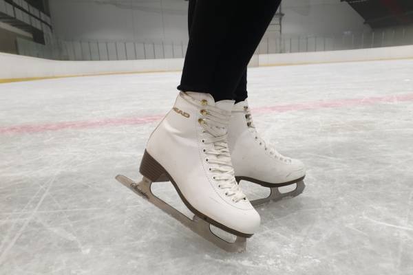 31.12.25 10.00  Přijďte si s námi užít předvánoční atmosféru na ledě! Zveme vás na vánoční bruslení, které se bude konat po celý prosinec a během vánočních prázdnin.  Čeká nás spousta zábavy, zimní hudba a příjemná pohoda na kluzišti. Kde: Zimní stadion v Milevsku Přijďte s rodinou nebo kamarády –...