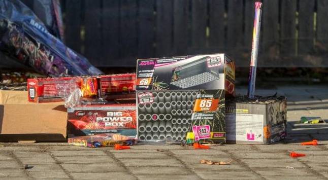 S blížícím se koncem roku a s ním spojenými ohňostroji připomínáme, že od 1. 12. 2025 platí nová právní úprava, která zakazuje používání zábavní pyrotechniky.