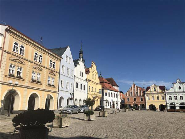 Zastupitelé schválili složení poroty pro veřejnou zakázku „Nový územní plán Města Pelhřimova“ a zároveň rozhodli o vyhlášení této zakázky formou jednacího řízení s uveřejněním, včetně všech zadávacích podmínek. Tím byl zahájen proces směřující k vytvoření nového strategického dokumentu, který zásadním způsobem ovlivní budoucí rozvoj města. Na přípravě i celkovém vedení projektu bude město spolupracovat se společností AUTHORIA, s.r.o., jež se stane odborným zpracovatelem.