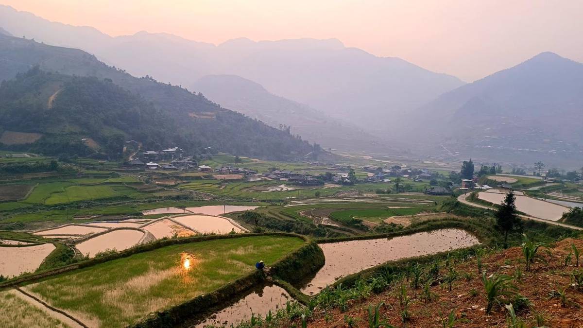 Ve středu 7.1.od 15:00 hod. zveme všechny seniory na příjemné posezení do prostor školní jídelny, jehož součástí bude přednáška o putování po Vietnamu. Přijďte si poslechnout osobní zkušenosti, zážitky z cesty na vlastní pěst, prohlédnout fotky a strávit hezké odpoledne ve společnosti ostatních.