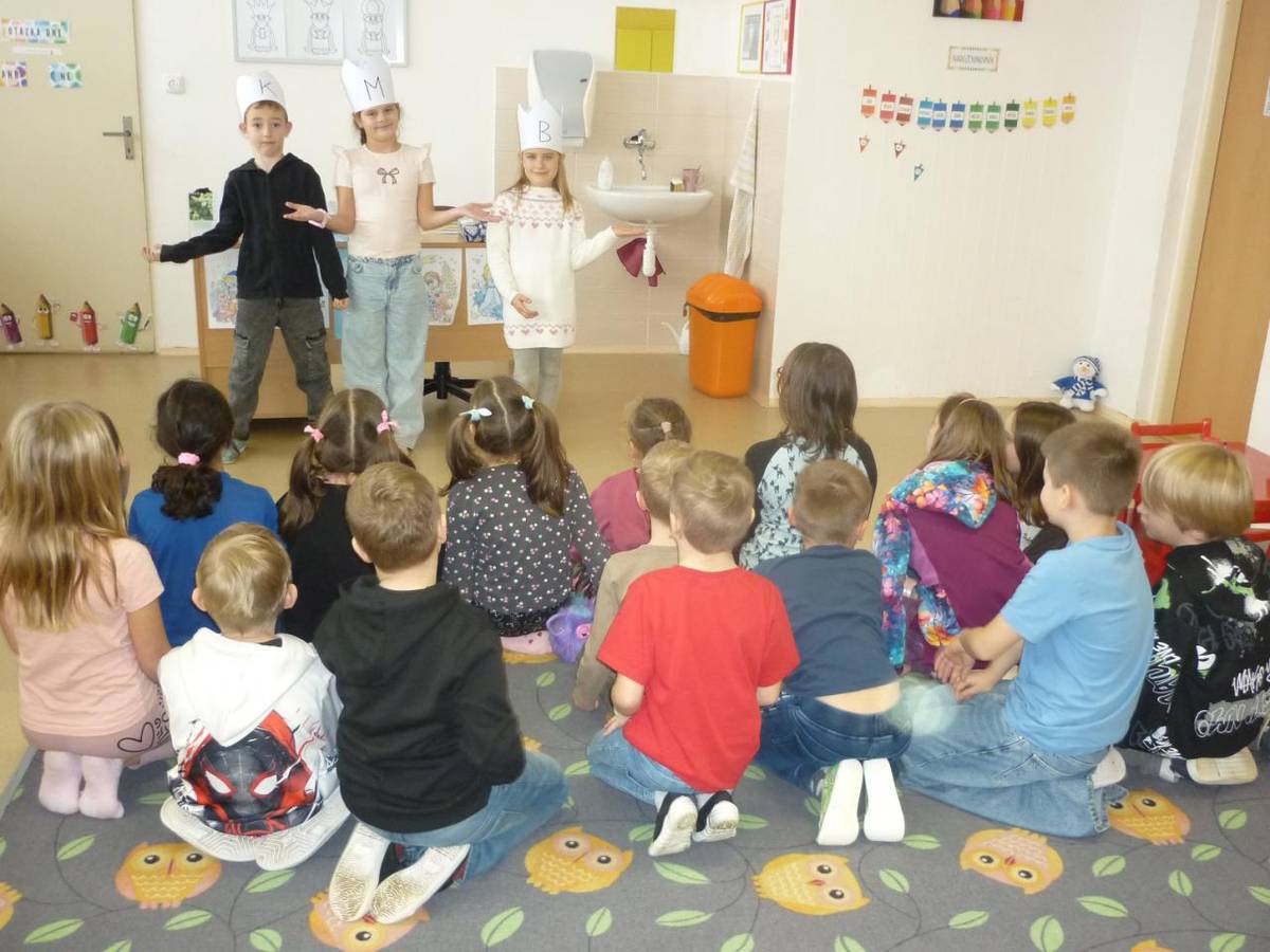 Svátek Tří králů připadá každoročně na 6. února. V tyto dny se nejen v ulicích objevuje trojice králů,koledníků – Kašpara, Melichara a Baltazara, kteří požehnávají lidské příbytky.