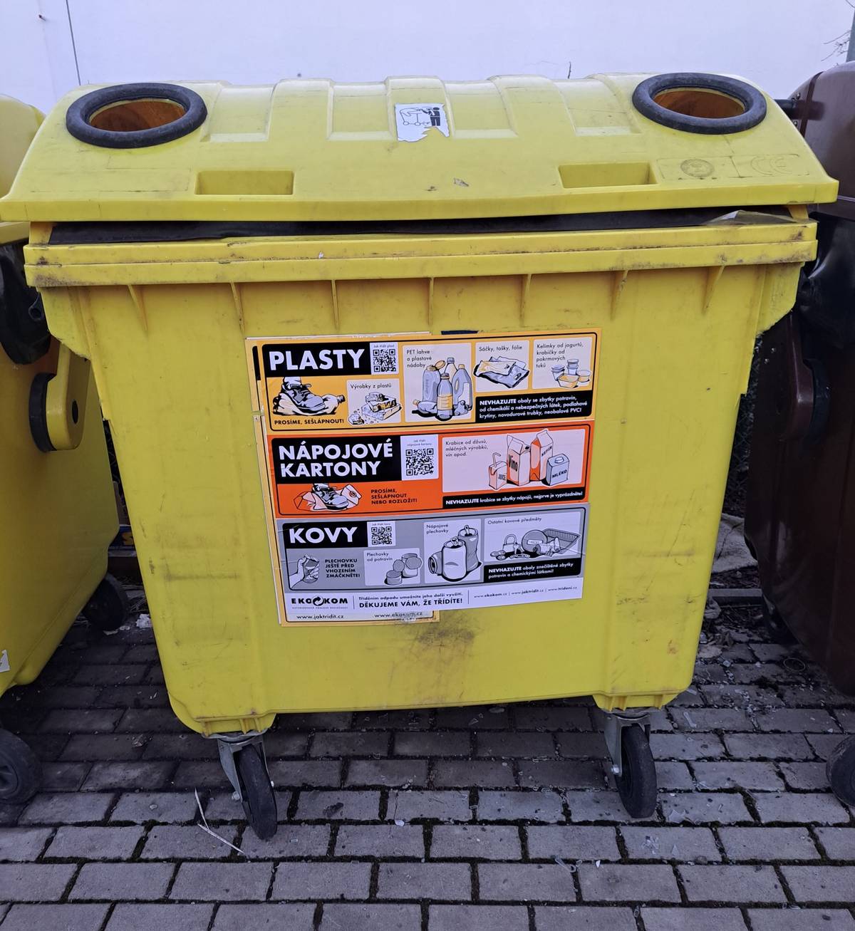 Svoz plastů 01 - 03/2026 Vážení občané, zasíláme Vám termíny svozu plastů na měsíce leden - březen 2026 19.1.2026 16.2.2026 16.3.2026 Svozový leták na rok 2026 Vám bude doručen do konce února 2026. Nově bude svoz BIO odpadu od března 2026.