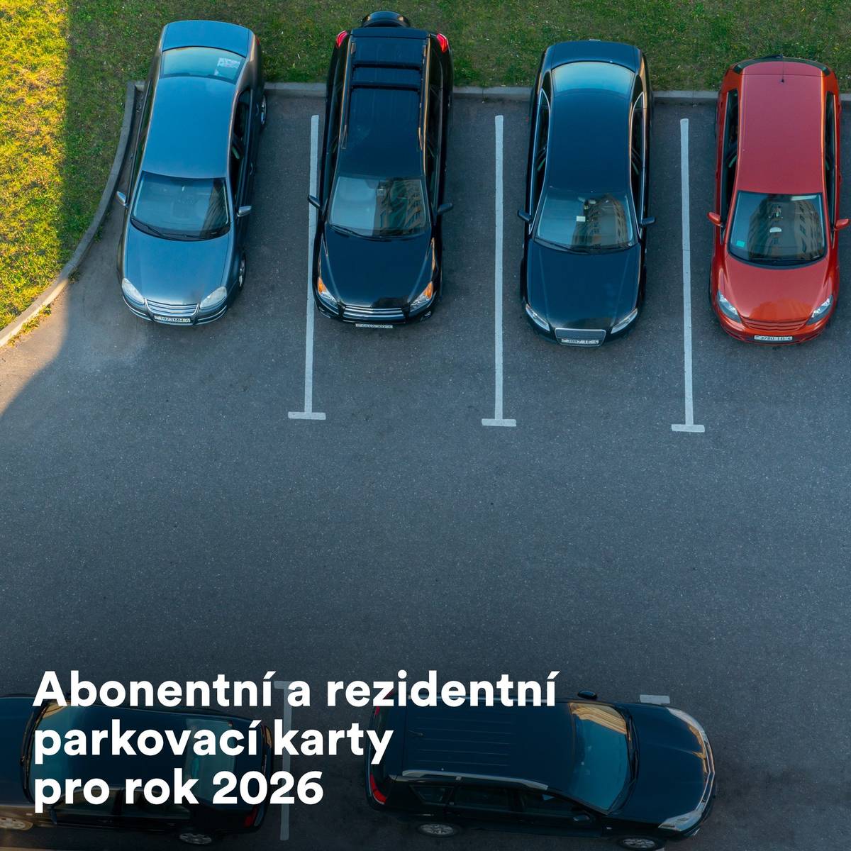 Příjem žádostí o rezidentní nebo abonentní parkovací karty na rok 2026 bude spuštěn od pondělí 12.01.2026. Vyplněné žádosti, na předepsaném formuláři (vytištěném a vyplněném nebo vyplněném v elektronické podobě na webových stránkách města) je možné zaslat poštou, e-mailem, anebo podat osobně na podatelně MÚ Štramberk, Náměstí 9. Žádosti podané do 06.03.2026 budou schvalovány radou města v měsíci březnu. Žádosti podané po tomto termínu budou vyřizovány průběžně (lhůta pro vyřízení cca 1 měsíc).