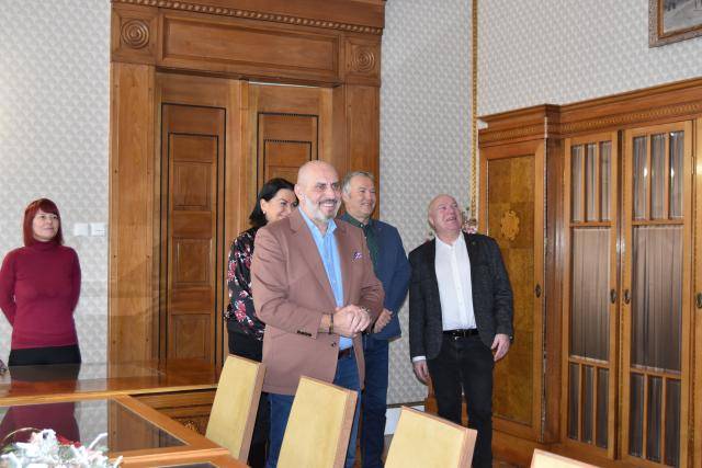 Koledníci z Charity Prostějov opět navštívili v rámci tradiční Tříkrálové sbírky prostějovský magistrát.                               Číst dál...