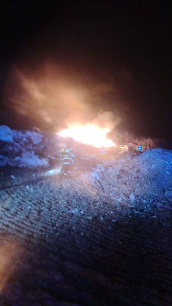 Upozorňujeme občany, že žhavý popel by nikdy neměli vyhazovat do popelnic, aby se předešlo požárům.