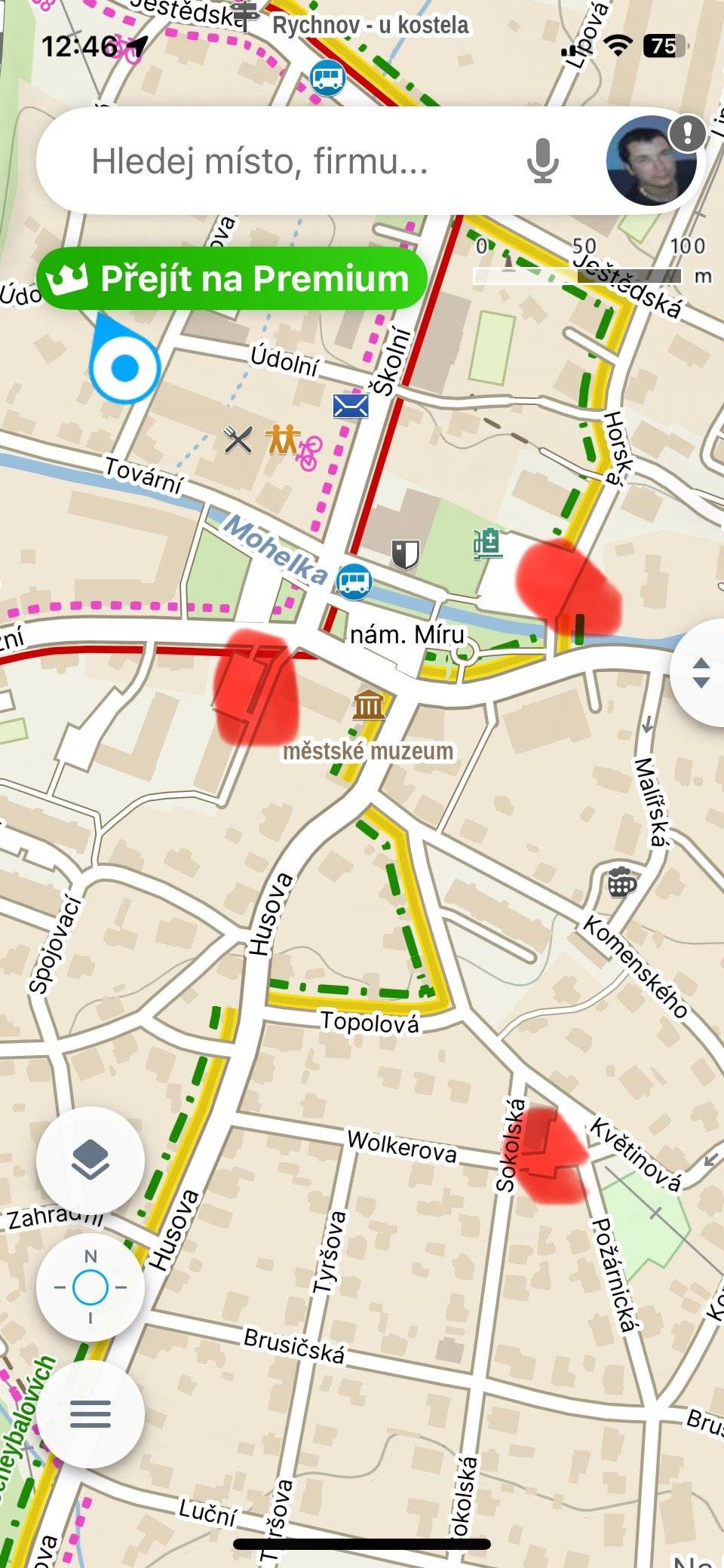 Jako každý rok jsme pro Vás přistavili kontejnery na vánoční stromky. Jsou u hasičárny, u rafandy (čp. 607) a na parkovišti nám. Míru. Stromky musí být bez jakýchkoliv ozdob, kolekcí, drátků nebo stojanů. Poputují zpět do přírody. Děkujeme.