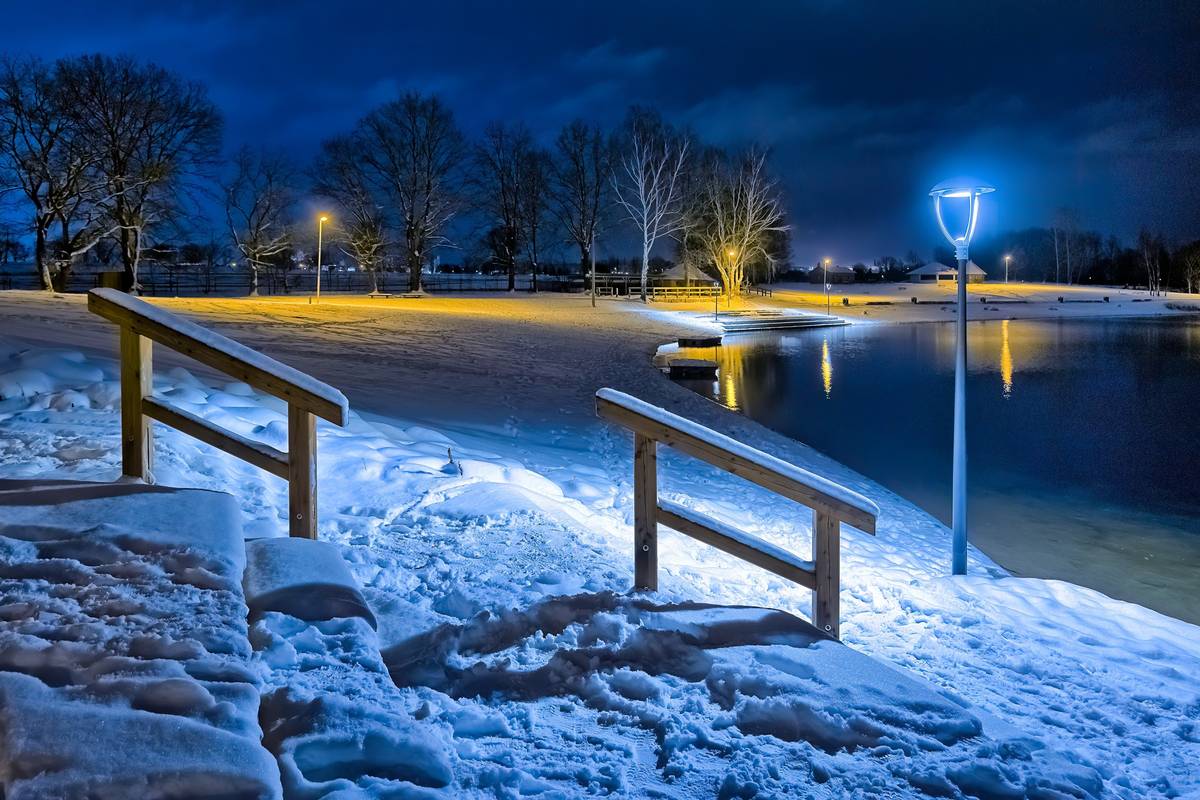 Na základě žádosti vedení Města Hrádku nad Nisou dobrovolní hasiči změřili tloušťku ledu na jihu i severu Kristýny. V obou případech cca 10 m od břehu. Led je silný 6 cm. To je asi třetina tloušťky, která by byla bezpečná. Doporučujeme proto na led nevstupovat!