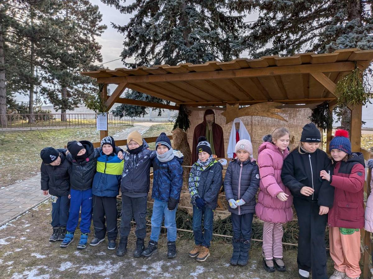 Zahájení školy v novém roce 2026 jsme si zpestřili prohlídkou místního betlému.