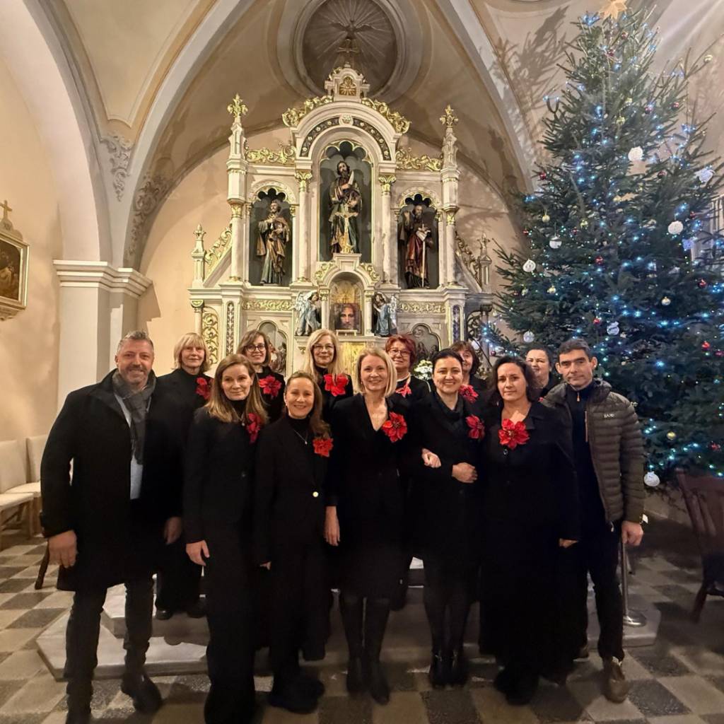 Trojkráľový koncert v kostole sv. Bartolomeja v Ružindole, na ktorom vystúpil chrámový zbor pri kostole narodenia Panny Márie zo Zelenča, bol krásnym duchovným zážitkom, ktorý priniesol pokoj, radosť a krásu chrámovej hudby.