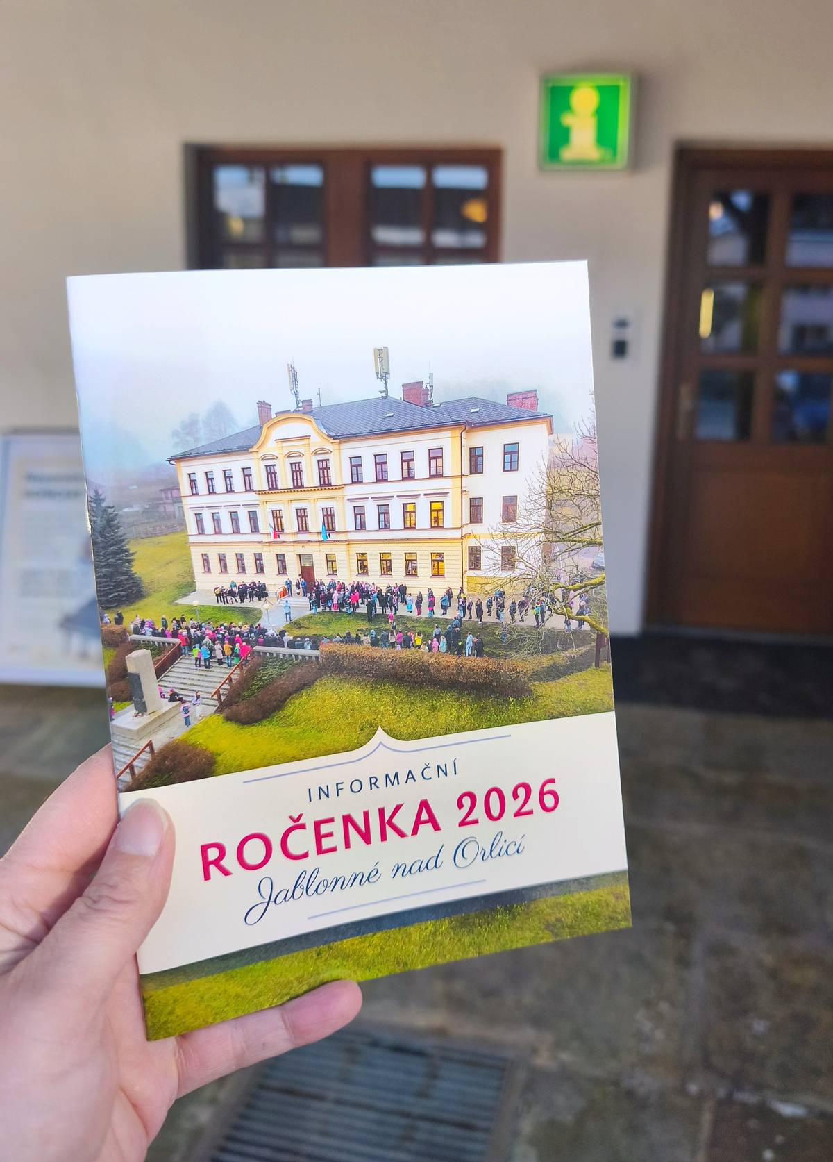 Tradičně v prvním lednovém týdnu je pro Vás v Informačním centru k vyzvednutí připravena Informační ročenka. Jako vždy zdarma. Součástí je kalendář svozu odpadu na letošní rok.