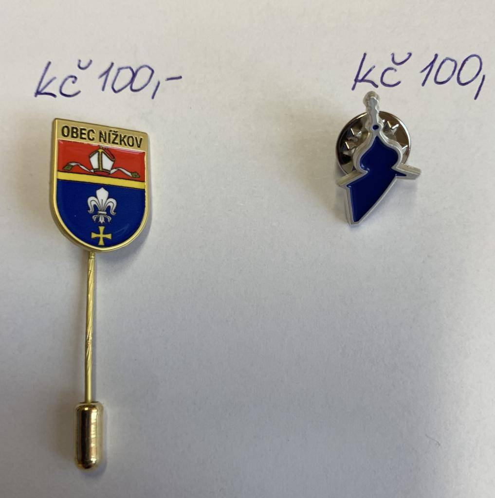 Na úřadu Obce Nížkov je možno zakoupit odznáčky.   Kč 100,-