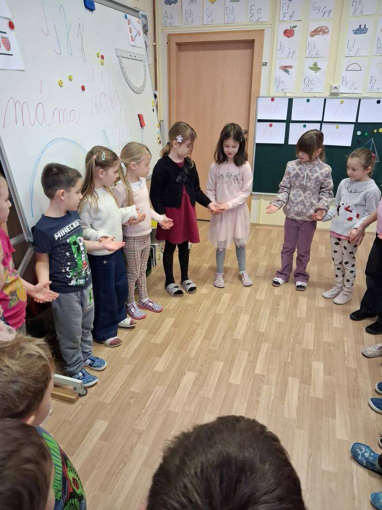 A dnes přišla druhá skupina...