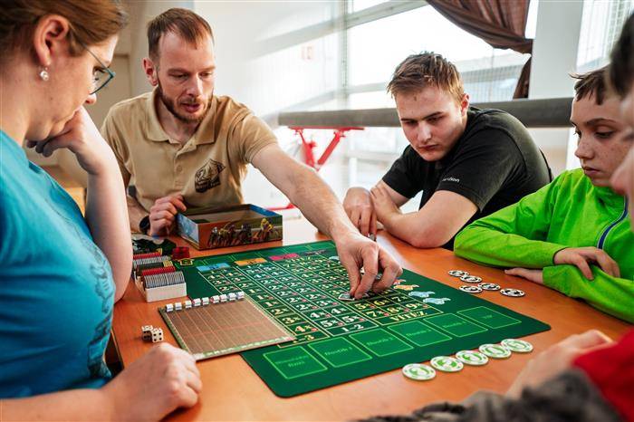 V neděli 18. ledna 2026 od 14:00 - 18:00 v hlavním sále Sokecu proběhne akce pro veřejnost od 8 let. Jedná se o "Deskohraní", kdy budou k dispozici hry všech žánrů. Pravidla vysvětlíme a pomůžeme s prvními krůčky ve hře. Vstupné dobrovolné.