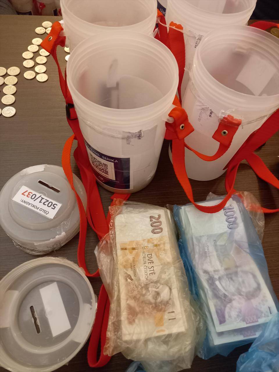 Letošní Tříkrálová sbírka v našem městě, kterou každoročně organizuje Oblastní charita Polička, byla opět rekordní a překonala loňský rekord o více než 23 tis. Kč. Výnos z 54 pokladniček činí 430 478,- Kč. Nejvyšší částku vybrali opětovně i v tomto roce koledníci s pokladničkou č. 6 a bylo ...