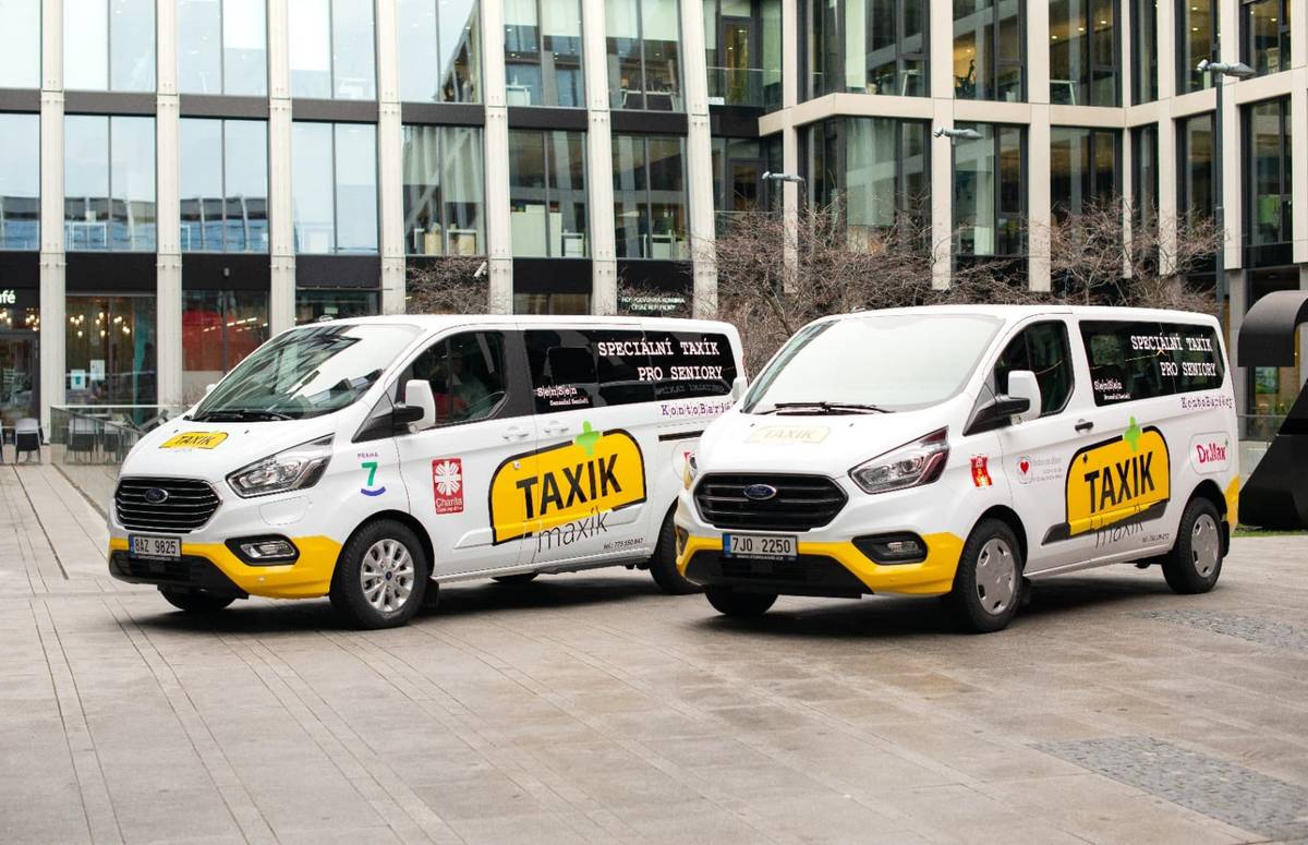 Přepravní služba Taxík Maxík – zvýhodněné taxi pro seniory je poskytována na území správního obvodu města Orlová (Doubrava) výhradně do zdravotnických zařízení, k lékařům, do lékáren, na úřady, do sídla České pošty a na hřbitovy. Mimo území správního obvodu města Orlová může být klient přepraven pouze do zdravotnických zařízení...
