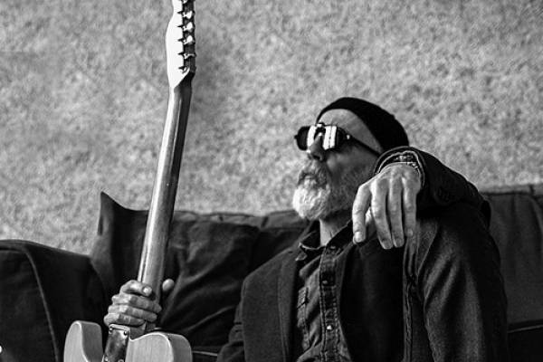 16.01.26 19.30  Lorenzo Sanchez Band nabízí nezapomenutelný hudební zážitek, který osloví milovníky blues i širšího spektra hudebních žánrů. Jejich koncerty jsou plné energie, emocí a virtuózní hudby, která zanechá silný dojem na každém publiku. Lorenzo Sanchez je výraznou osobností francouzské bluesové scény, známý svým originálním stylem, který spojuje blues, soul, jazz a rock...