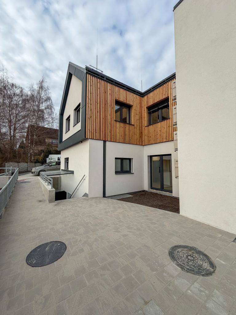 Dokončovací práce.