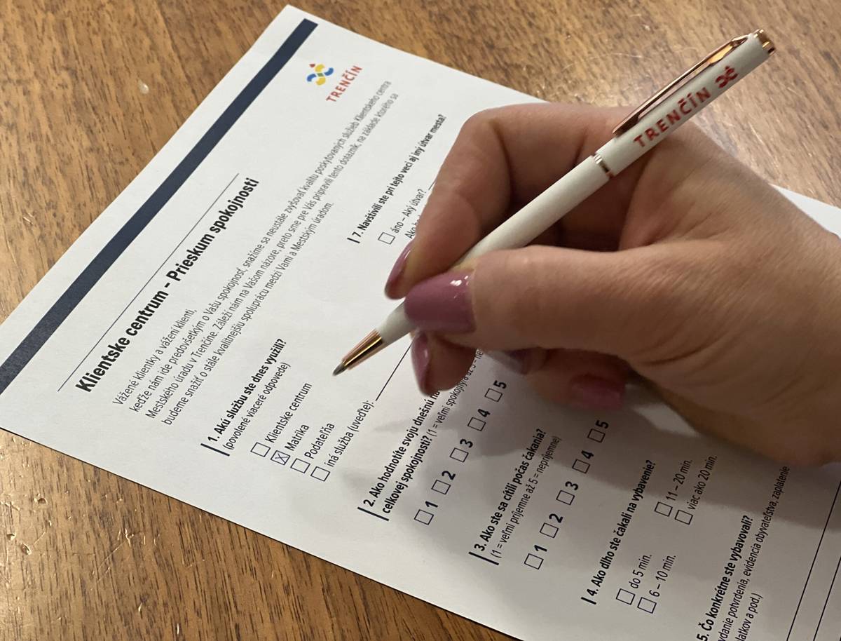 Záleží nám na Vašom názore, preto vás pri návšteve Klientskeho centra, Matriky alebo Podateľne Mestského úradu Trenčín prosíme o chvíľu času na vyplnenie dotazníka. Pripravil ho Inštitút participácie Trenčín. Na základe informácií, ktoré takto získame, sa budeme snažiť o stále kvalitnejšiu spoluprácu medzi vami a mestským úradom. Anonymný dotazník o spokojnosti s poskytovanými službami je [...]Čítať viac...