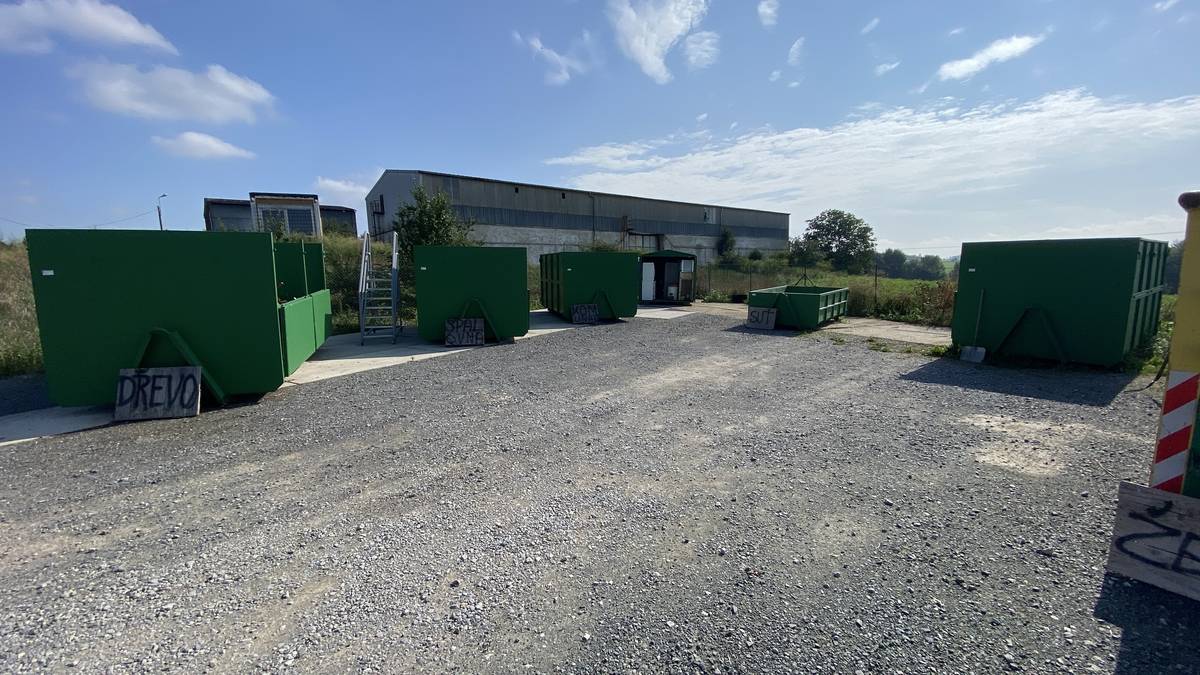 📢 Vážení občané, upozorňujeme vás, že ve středu 21. 1. 2026 bude z provozních důvodů 🚫 sběrný dvůr uzavřen. 🗓️🏡🚛❌ Děkujeme za pochopení 🙏