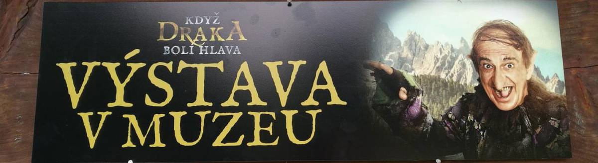 Zveme Vás na výstavu k nové pohádce „Když draka bolí hlava“, která se rovněž točila v Dolní Lomné. Výstava se koná v Lomňanském muzeu.