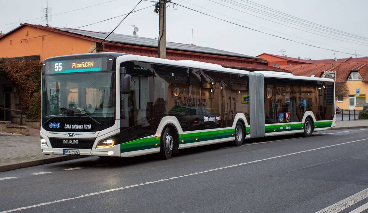 Dnes od 9 do 14 hodin nebude obsluhována autobusová zastávka V Rybníčkách z důvodu havárie vody. Náhradní zastávka bude po tuto dobu v ulici Pankrácká. Ve výše uvedený čas nepoteče voda v bytových domech č. p. 380, 381, 496, 497, 498, 500, 502, 516, 517 a 518. Vodárna Plzeň děkuje za pochopení.