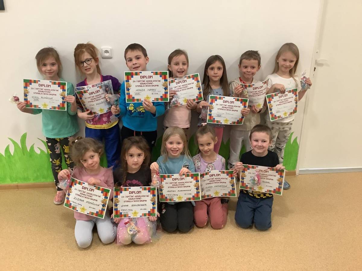 Dnes jsme s našimi přeškoláky úspěšně zakončili edukativně - stimulační skupiny.