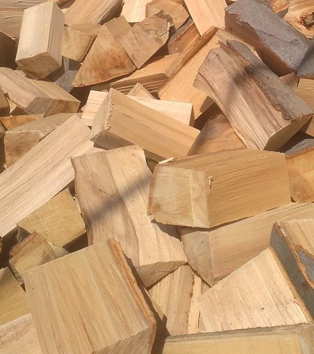 Společnost Dřevo Habrovany nabízí občanům dodání štípaného palivového dřeva, tvrdého i měkkého a také suchého s dopravou ZDARMA a rychlým dodáním až k Vám domů. Objednávejte na telefonním čísle: 739 572 972, nebo na www.drevohabrovany.cz.