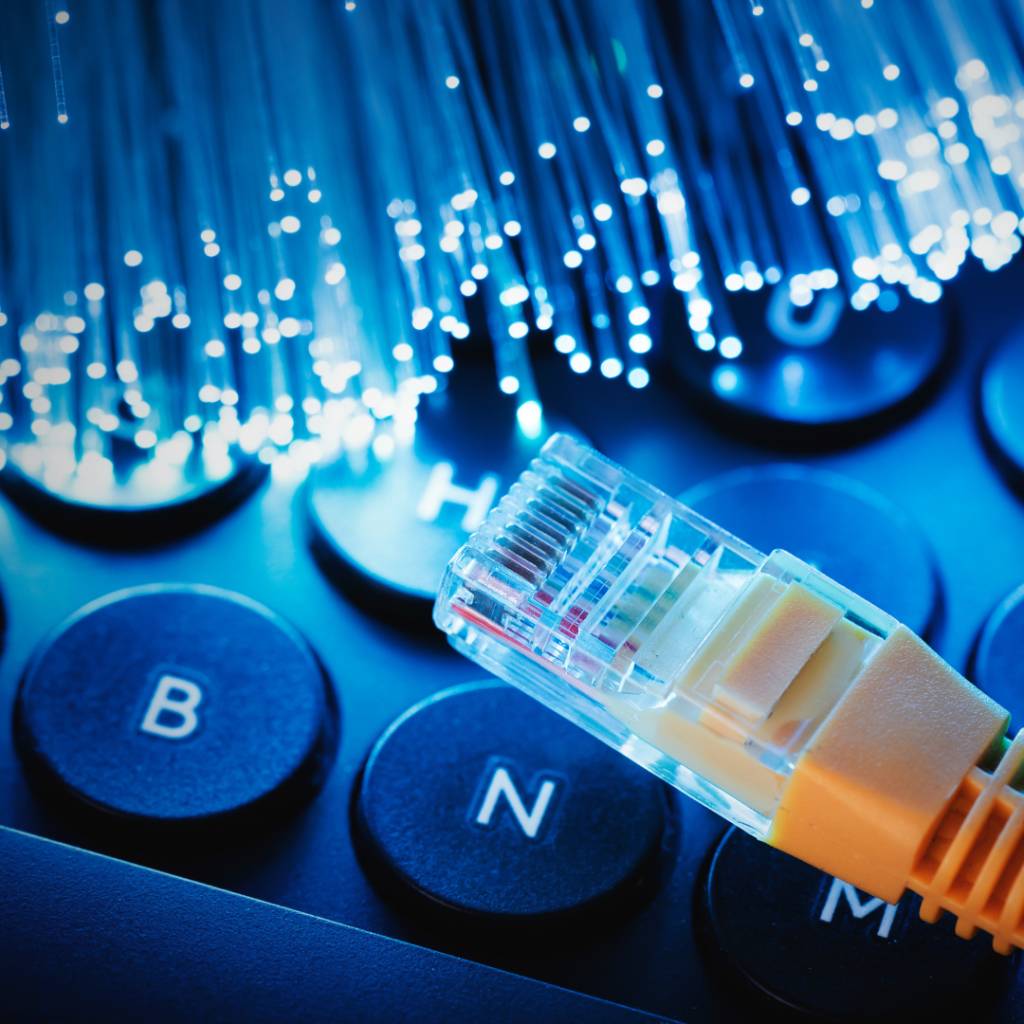 Zastupitelstvem obce Bechlín byl v závěru minulého roku odsouhlasen záměr modernizace optické sítě a v současné době je zjišťován zájem občanů o připojení nemovitostí. Více informací níže...